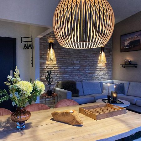 Broncks Apartment 1 - Modern 2-Bedroom In The Heart Of Torshavn Ngoại thất bức ảnh